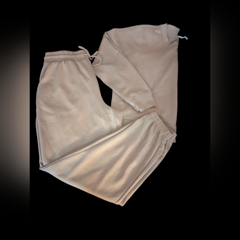 Marika Abby Crewneck Pullover Sweatshirt & Joggers